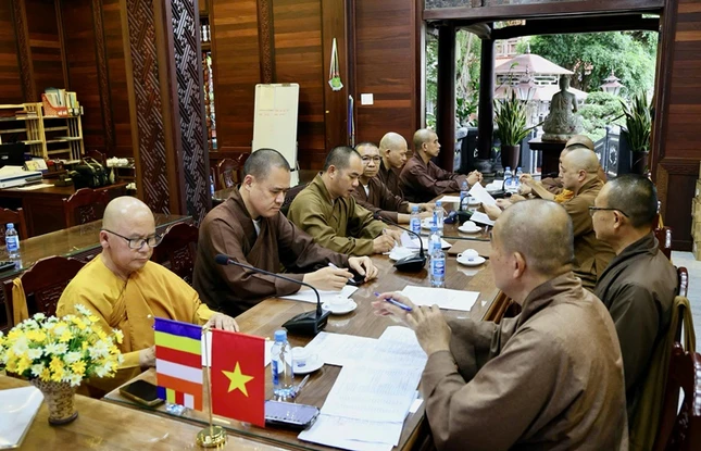 Chư tôn đức tại chùa Sắc tứ Khải Đoan Chư tôn đức tại chùa Sắc tứ Khải Đoan