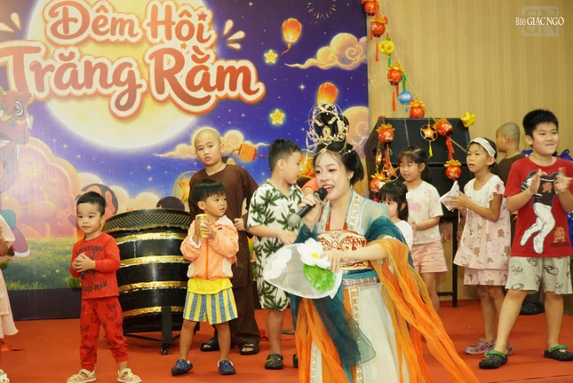 Giao lưu cùng chị Hằng