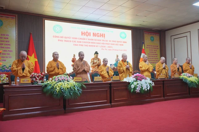 Niệm Phật cầu gia hộ