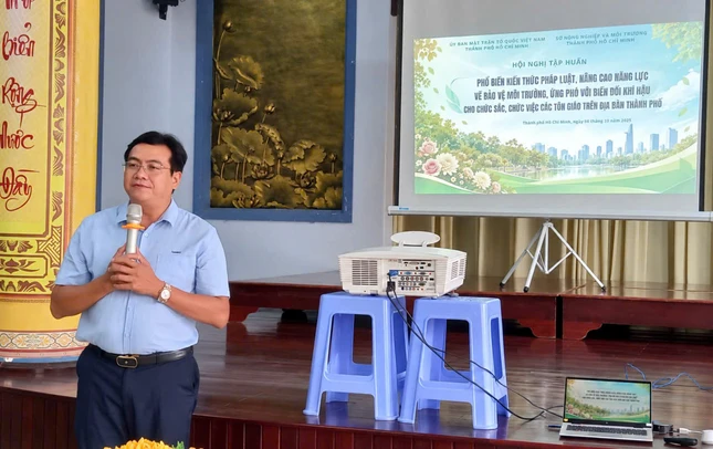 Ông Thạch Nghi Xuân phát biểu