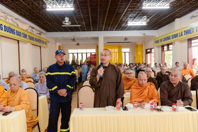 Hỏi đáp