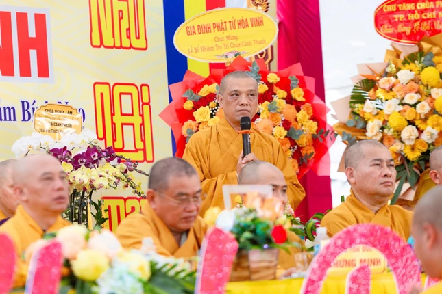 Thượng tọa Thích Quảng Huy phát biểu Thượng tọa Thích Quảng Huy phát biểu