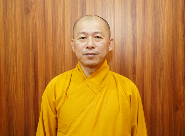 Thượng tọa Thích Minh Nhẫn, Ủy viên Thư ký Hội đồng Trị sự, Phó Trưởng ban kiêm Chánh Thư ký Ban Hoằng pháp Trung ương; Phó Trưởng ban kiêm Thư ký Ban Tuyên truyền hoằng pháp thuộc Ban Tổ chức Đại hội X GHPGVN - Ảnh: N.Danh Thượng tọa Thích Minh Nhẫn, Ủy viên Thư ký Hội đồng Trị sự, Phó Trưởng ban kiêm Chánh Thư ký Ban Hoằng pháp Trung ương; Phó Trưởng ban kiêm Thư ký Ban Tuyên truyền hoằng pháp thuộc Ban Tổ chức Đại hội X GHPGVN - Ảnh: N.Danh