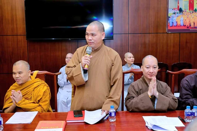 Ban Hoằng pháp - Hướng dẫn Phật tử TP.HCM có các phân ban: Phân ban Cư sĩ Phật tử, Phân ban Thanh thiếu nhi Phật tử, Phân ban Phật tử dân tộc, Phân ban Tổ chức sự kiện - Khóa tu, Phân ban Gia đình Phật tử