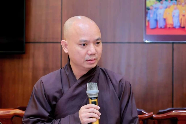 Ban Hoằng pháp - Hướng dẫn Phật tử TP.HCM có các phân ban: Phân ban Cư sĩ Phật tử, Phân ban Thanh thiếu nhi Phật tử, Phân ban Phật tử dân tộc, Phân ban Tổ chức sự kiện - Khóa tu, Phân ban Gia đình Phật tử