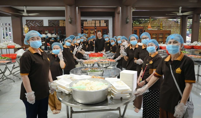 Sơ chế thức ăn Sơ chế thức ăn