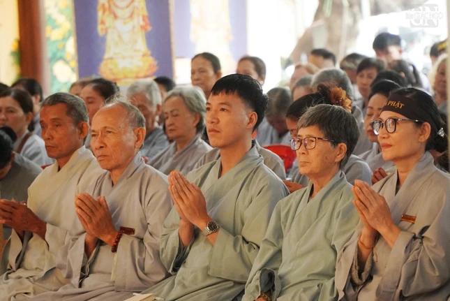 Đại đức Thích Tịnh Hải chia sẻ về phương pháp niệm Phật Đại đức Thích Tịnh Hải chia sẻ về phương pháp niệm Phật