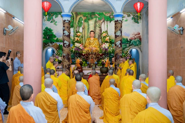 Đảnh lễ Tam bảo Đảnh lễ Tam bảo