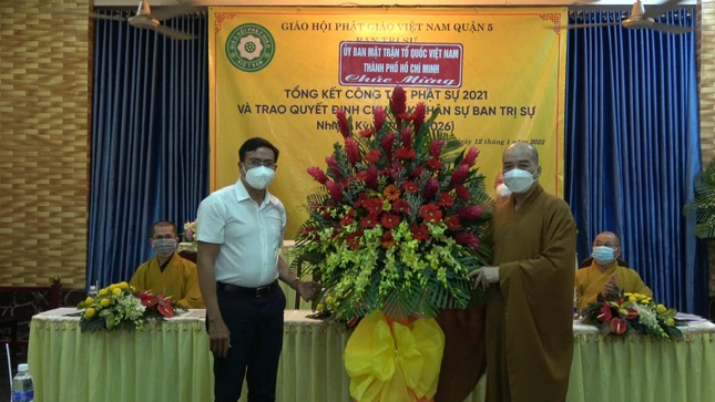 Ủy ban MTTQVN TP chúc mừng