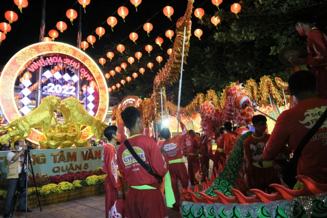 Không gian trang trí rực rỡ