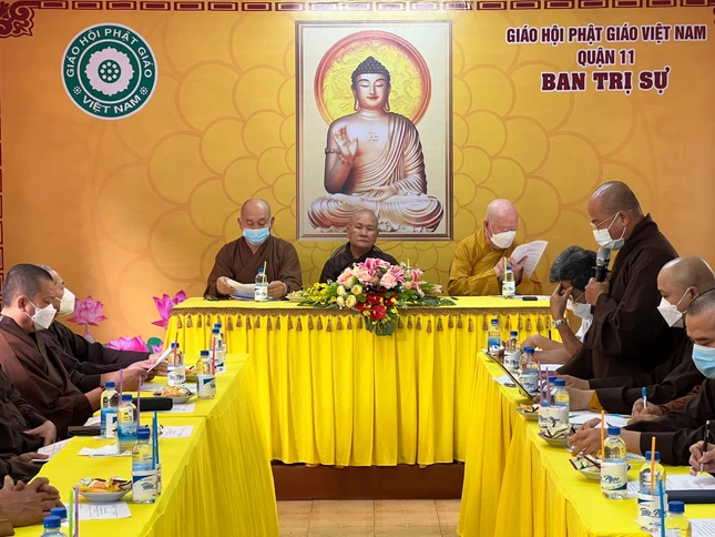 Chư tôn đức thông qua kế hoạch tổ chức Phật đản và an cư