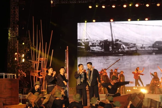 Chương trình biểu diễn được dàn dựng công phu