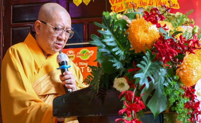 Thượng tọa Thích Liễu Minh, Phó Trưởng ban Ban Trị sự Phật giáo quận 6 cảm tạ