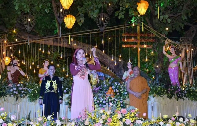 Nhiều tiết mục văn nghệ đặc sắc