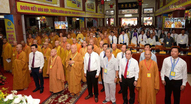 Thực hiện nghi thức chào Quốc kỳ, Đạo kỳ