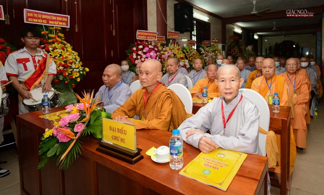 Chư Ni tại đại hội