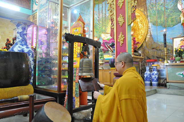 Chư hành giả phải tuân thủ theo hiệu lệnh thiền môn