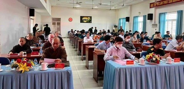 Toàn cảnh phiên ký kết