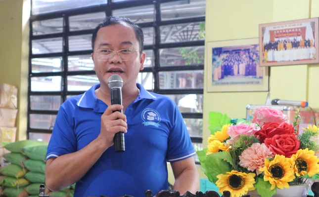 Ông Trần Thúc Chương, Phó Chủ tịch Ủy ban Nhân dân quận 11 phát biểu