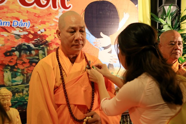 Nghi thức cài hoa hồng