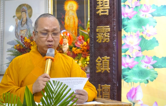 Đại đức Thích Từ Tâm, Chánh Thư ký đọc cảm niệm Đại đức Thích Từ Tâm, Chánh Thư ký đọc cảm niệm