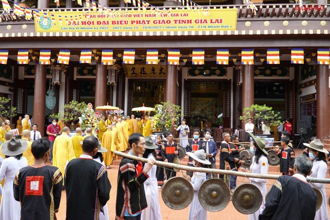 Không khí đón chào đại hội