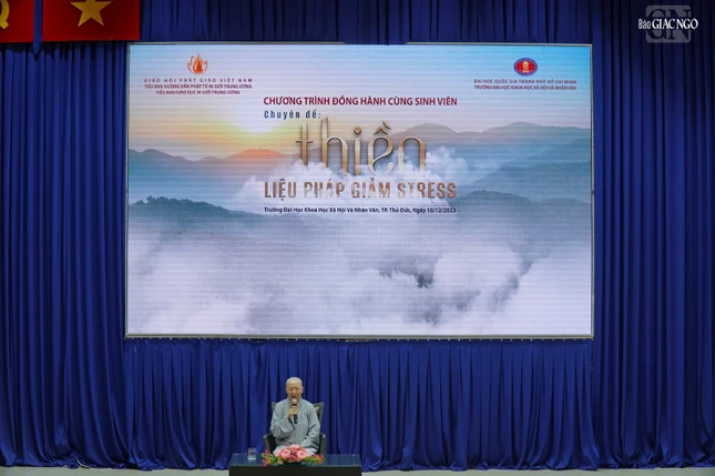 Ni sư Thích nữ Huệ Dâng hướng dẫn những điểm cơ bản về thiền tập Ni sư Thích nữ Huệ Dâng hướng dẫn những điểm cơ bản về thiền tập