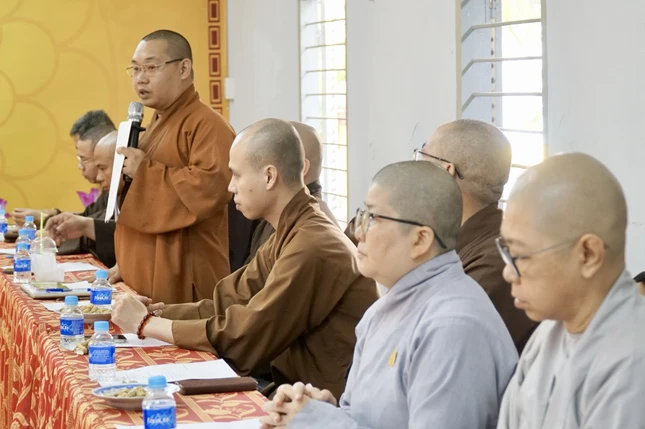 Đại đức Thích Nguyên Phước, Phó Thư ký kiêm Chánh Văn phòng thông báo về quy định chung liên quan An cư kiết hạ của Phật giáo quận Đại đức Thích Nguyên Phước, Phó Thư ký kiêm Chánh Văn phòng thông báo về quy định chung liên quan An cư kiết hạ của Phật giáo quận