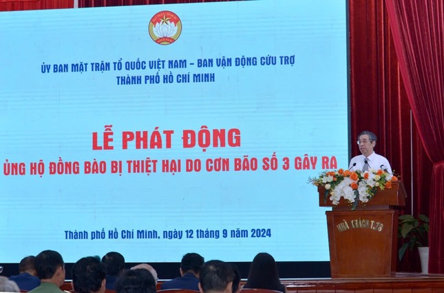 Ông Nguyễn Phước Lộc phát biểu tại lễ phát động Ông Nguyễn Phước Lộc phát biểu tại lễ phát động