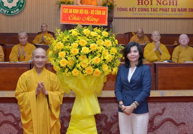 Cục An ninh Nội địa - Bộ Công an chúc mừng