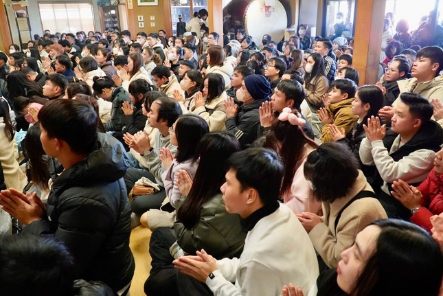 Tết ấm áp đầy ý nghĩa của người Việt tại xứ người