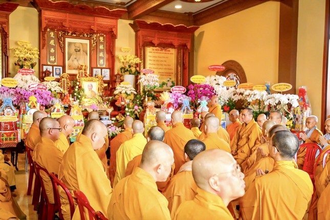 Quang cảnh lễ tưởng niệm Quang cảnh lễ tưởng niệm