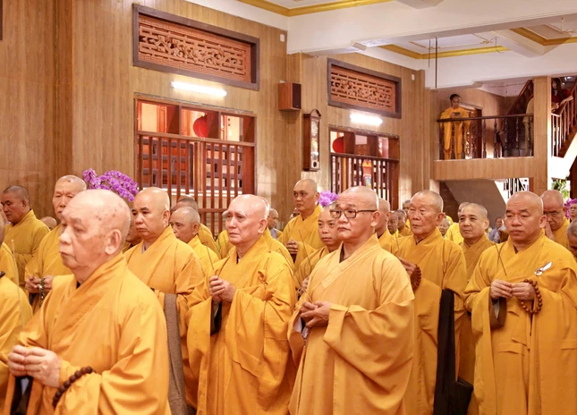 Thành kính tưởng niệm Thành kính tưởng niệm