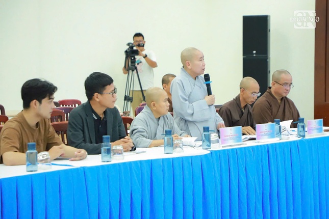 Ni sư Thích nữ Như Nguyệt phát biểu Ni sư Thích nữ Như Nguyệt phát biểu