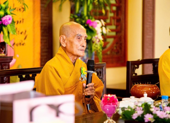 Hòa thượng Thích Trí Minh chứng minh, ban đạo từ