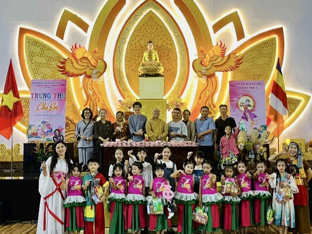 Tết Trung thu ấm áp tại các buôn, làng thuộc tỉnh Đắk Lắk