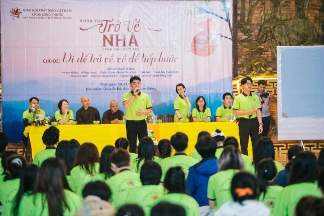 Những buổi sinh hoạt kỹ năng sôi nổi giúp các bạn sinh viên xa nhà thêm vững vàng và tự tin