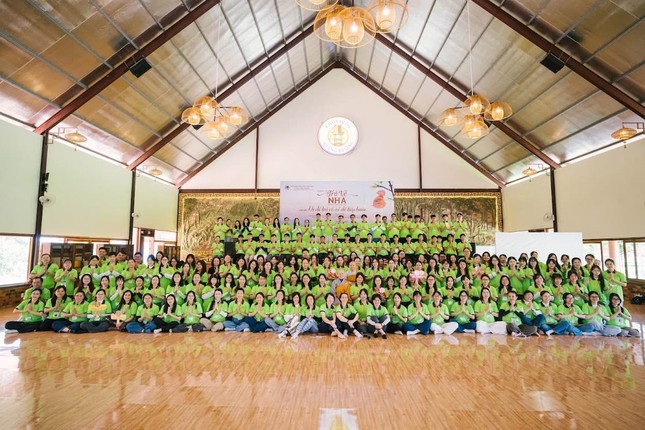 15 năm, không chỉ là một con số, đó là hành trình của nhóm Bước Chân Sen 15 năm, không chỉ là một con số, đó là hành trình của nhóm Bước Chân Sen