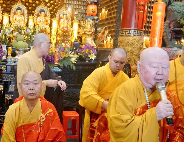 Hòa thượng Thích Duy Trấn, Phó ban Đại diện Phật giáo người Hoa chúc Tết đến cộng đồng người Hoa tại TP.HCM