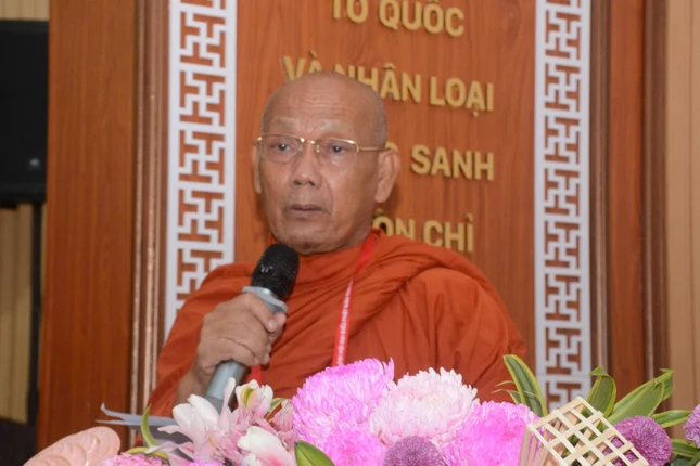 Hòa thượng Thạch Hà phát biểu khai mạc Hòa thượng Thạch Hà phát biểu khai mạc