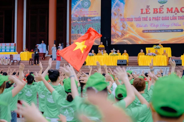 Quang cảnh lễ bế mạc hội trại