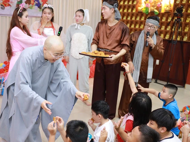 Phá cổ mừng Tết Trung thu
