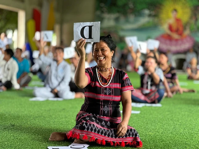 Hào hứng với chương trình đố vui Phật pháp