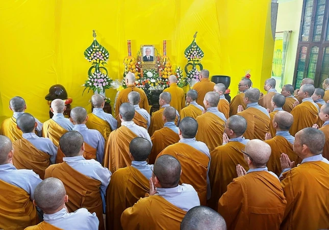 Nhất tâm cầu nguyện