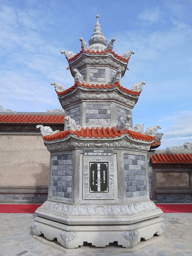 Bảo tháp Hòa thượng Thích Ngộ Tịnh