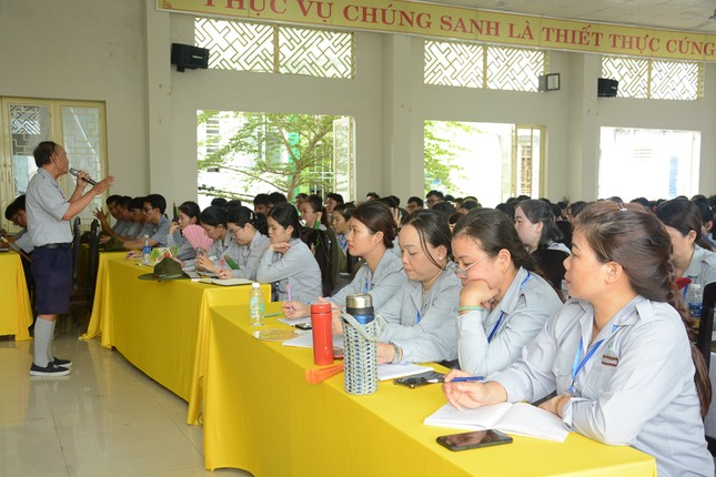 Huynh trưởng sinh hoạt