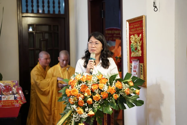 Bà Trần Thị Thủy phát biểu