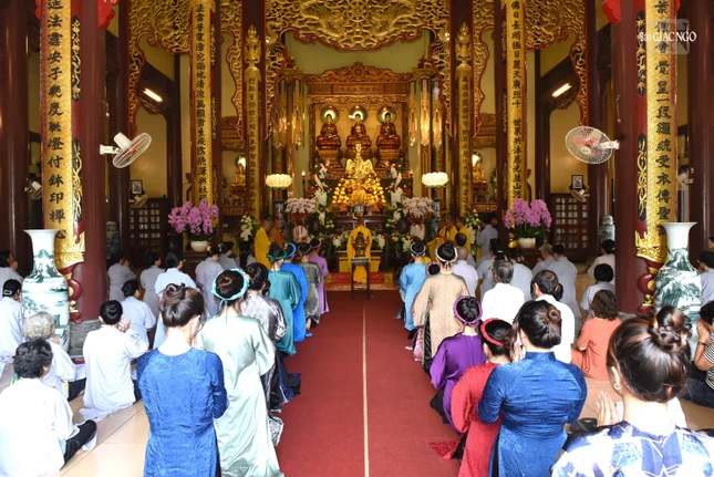 Quang cảnh buổi lễ