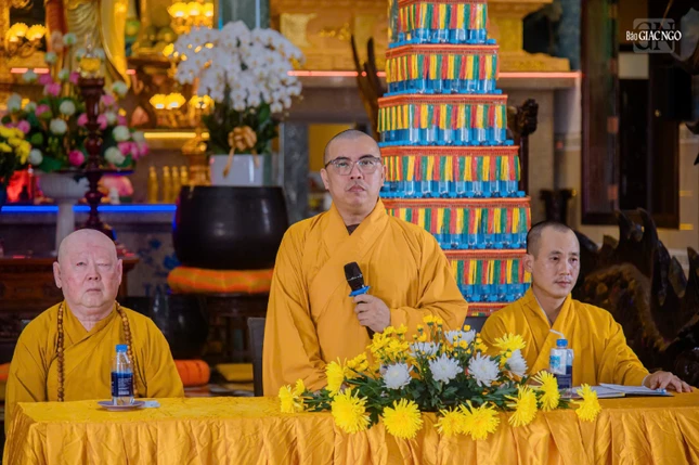 Đại đức Thích Trung Minh phát biểu