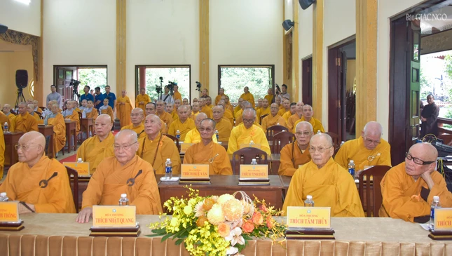 Chư tôn giáo phẩm tham dự Chư tôn giáo phẩm tham dự